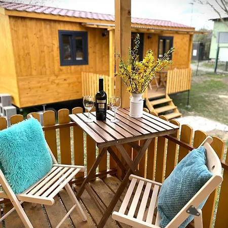 Sadky Kompleks wypoczynkowy Lety