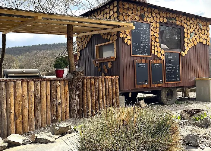 Sadky 홀리데이파크 *