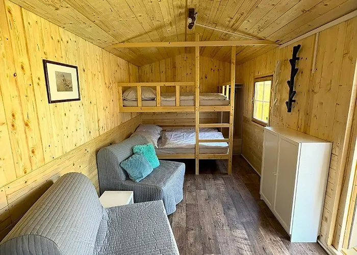 Sadky 홀리데이파크 *