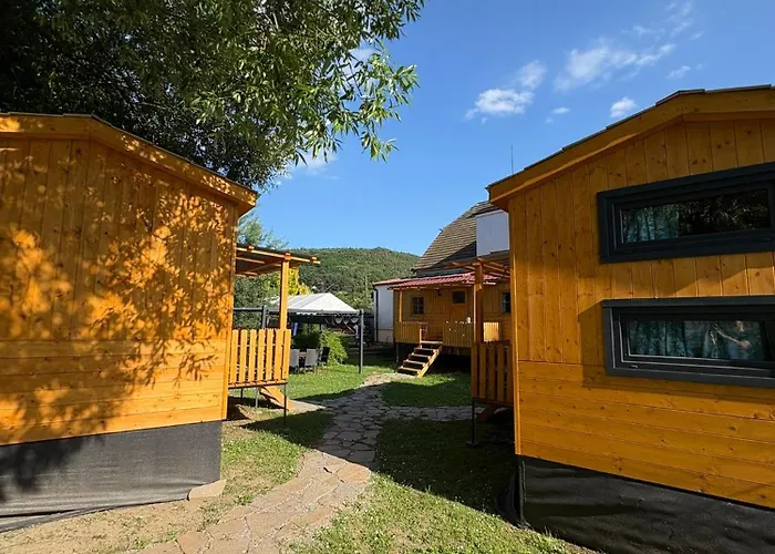 Sadky Üdülőpark Lety